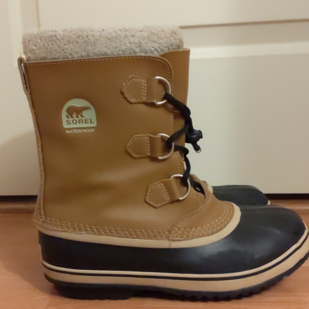 Sorel Winter Caribou Boots ❄️🏔️